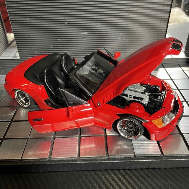 UTモデル 1/18 BMW Z3 ロードスター（カスタム仕様)の通販 by