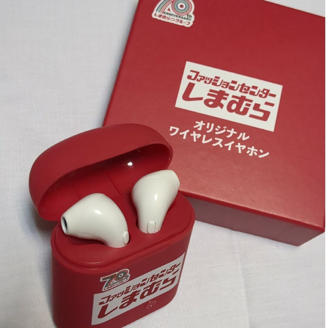 しまむら ワイヤレスイヤホンの通販 by 山田さん｜ラクマ
