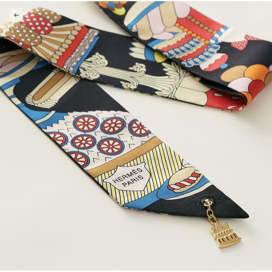 HERMES - 【新品未使用】エルメス 新品 チャーム付きツイリー