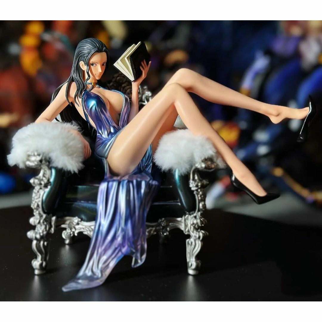 ワンピース ニコ・ロビン スーツ ソファー ガレージキット フィギュア