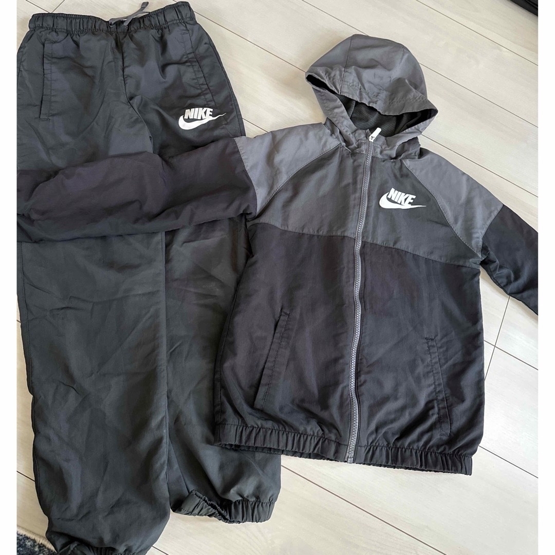 NIKE - NIKE ナイキ上下セットM130〜140 サッカー ウインドブレーカー