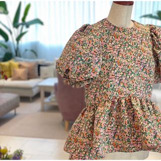 TSURU by Mariko Oikawa（トップス）のフリマアイテム一覧