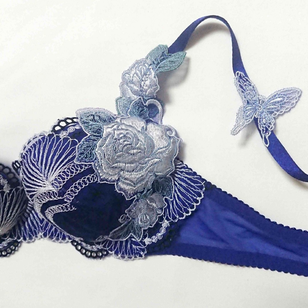 Wacoal - サルート 愛人 復刻版 C75&ソングM KO P-up 店舗限定 18G