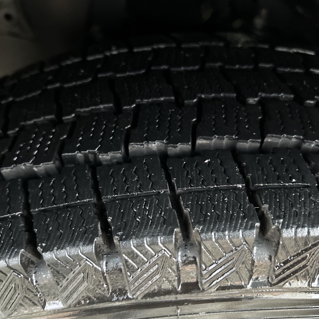 15インチ DOS VS-T6 スタッドレス ハイエースの通販 by 竈門's shop