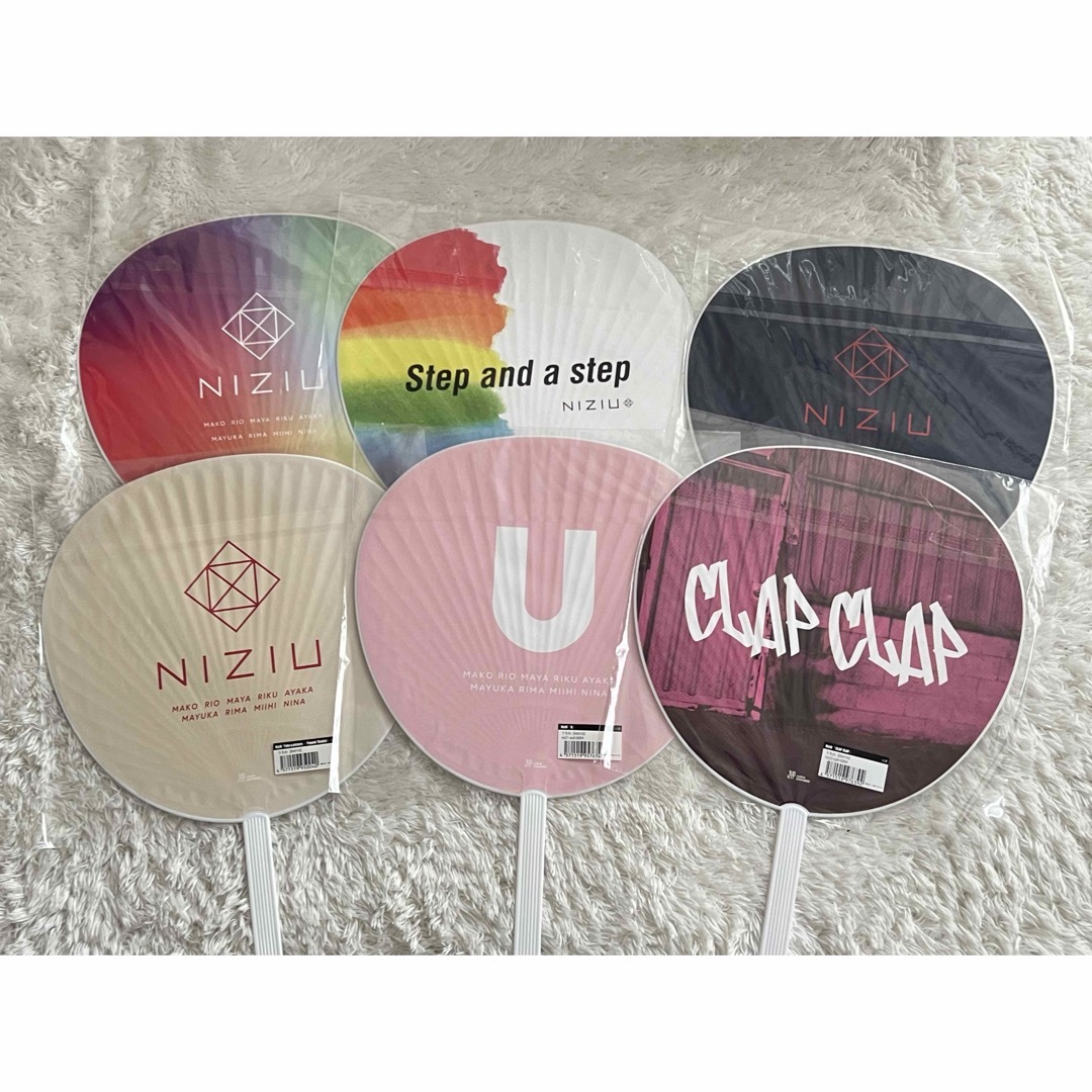 NiziU - NiziU マヤ うちわセットの通販 by あんころ餅｜ニジューなら