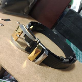 Gianni Versace（ベルト）のフリマアイテム一覧