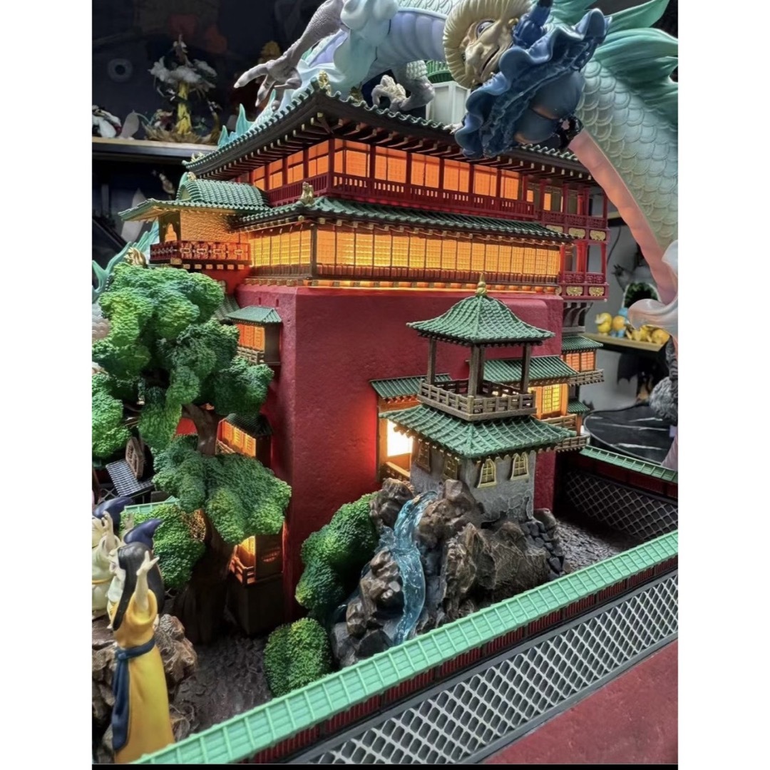 ジブリ 千と千尋の神隠し 油屋 フィギュア PVC製品 ガレージキット の