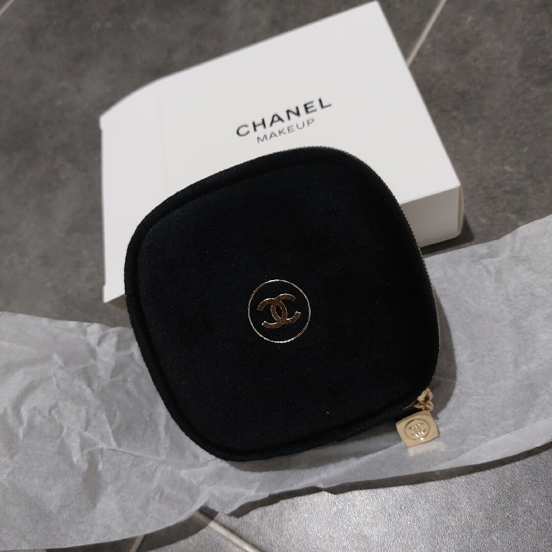 CHANEL - CHANELノベルティーベロアポーチの通販 by 88t_a's shop