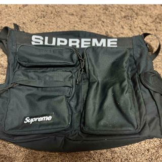 Supreme（メッセンジャーバッグ ・ ブラック/黒色系）のフリマアイテム一覧