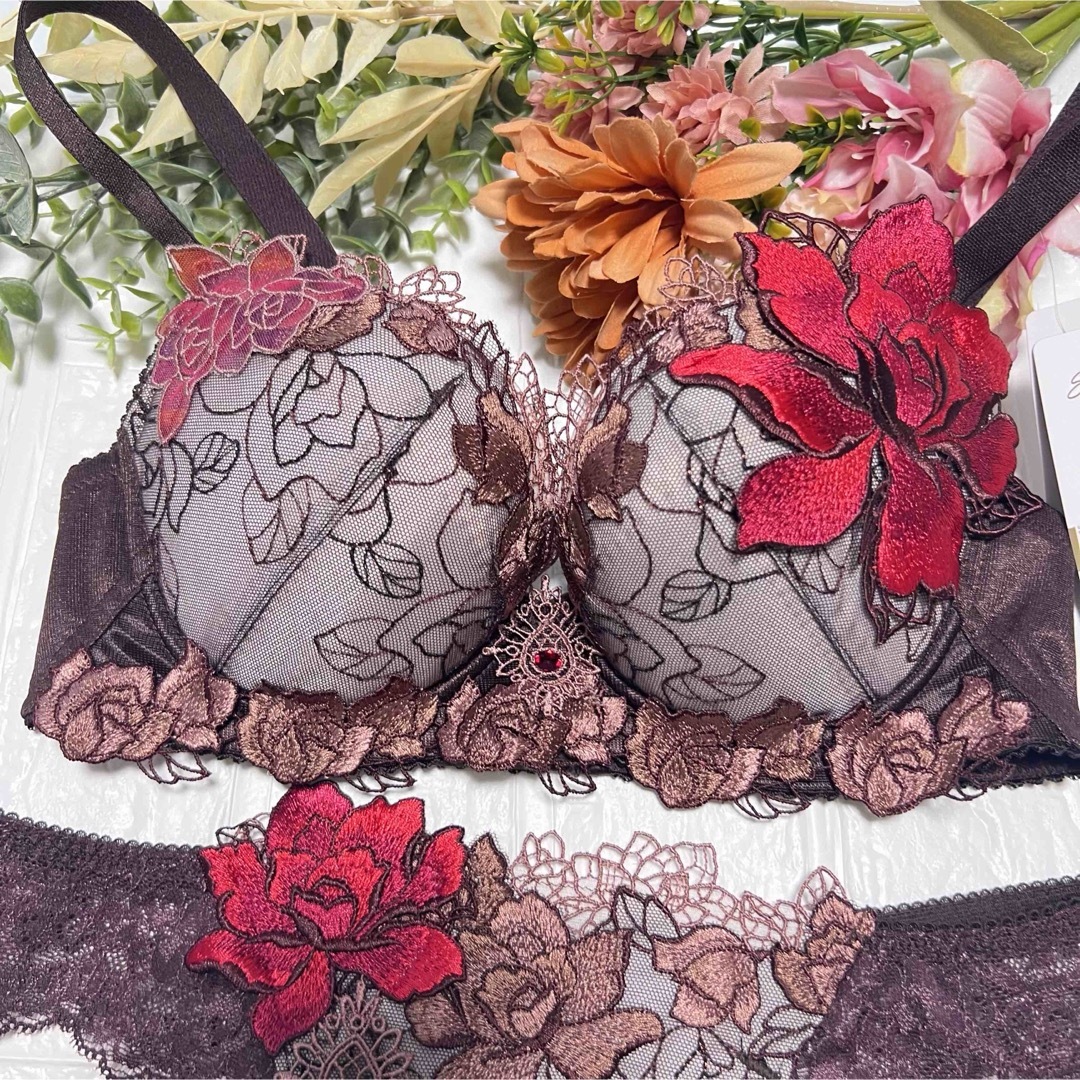 新品 ワコール サルート ブラ&ショーツ2枚