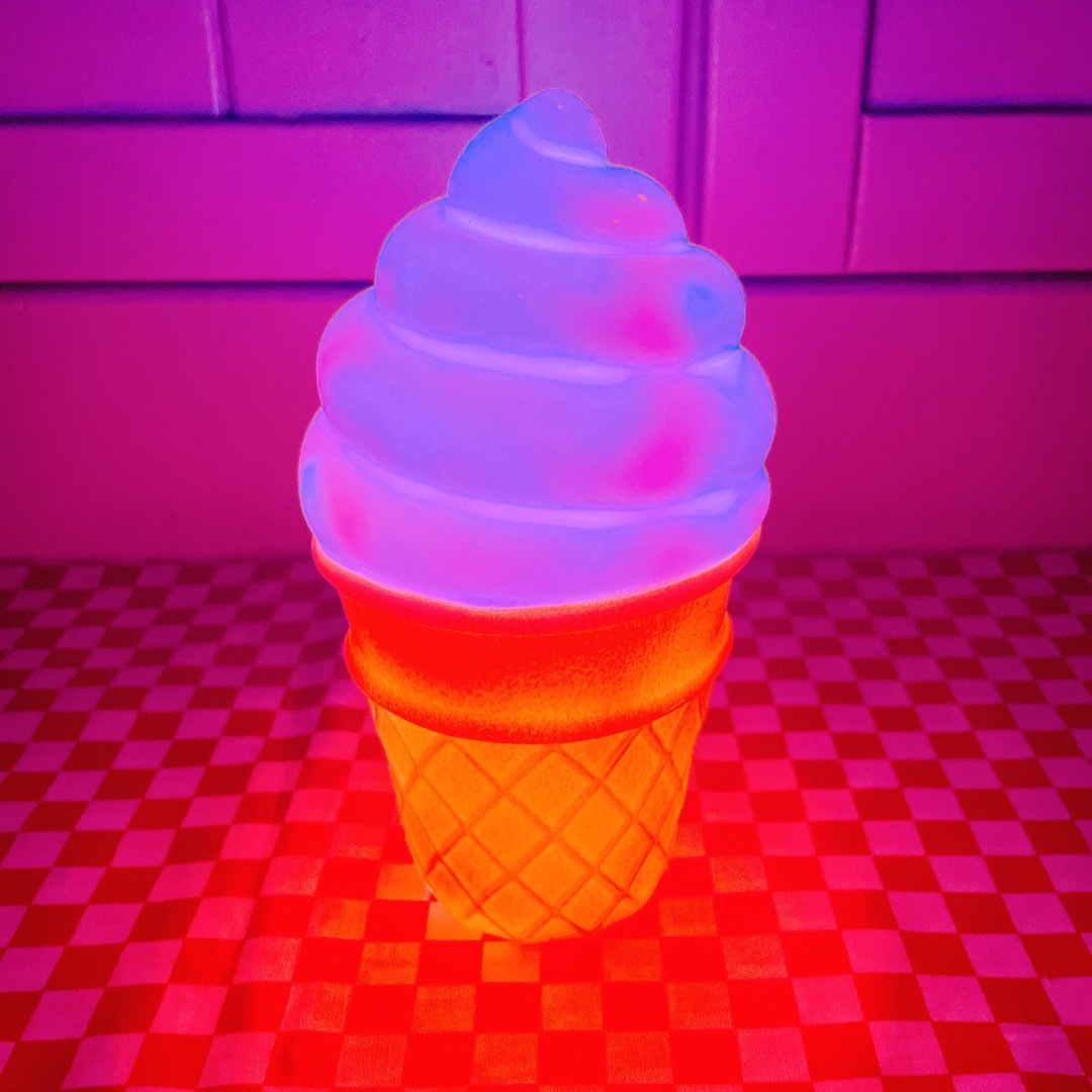 ミニサイズ♡ソフトクリーム♡ライトの通販 by ochora ｜ラクマ