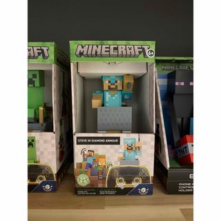 ダイヤモンド装備スティーブ コントローラースタンド マインクラフト