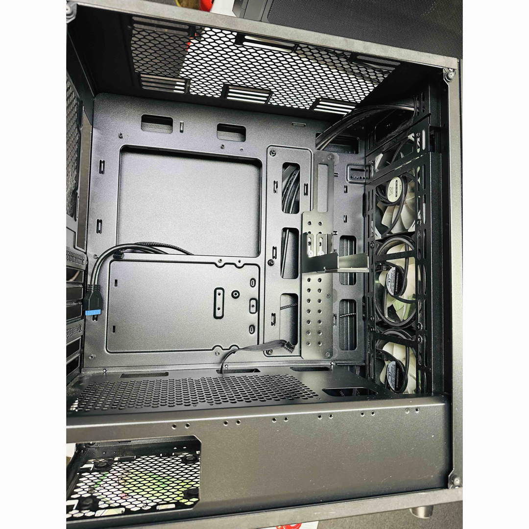 現状品ガレリアCrazy Raccoon コラボゲーミングPC透明ガラスケース