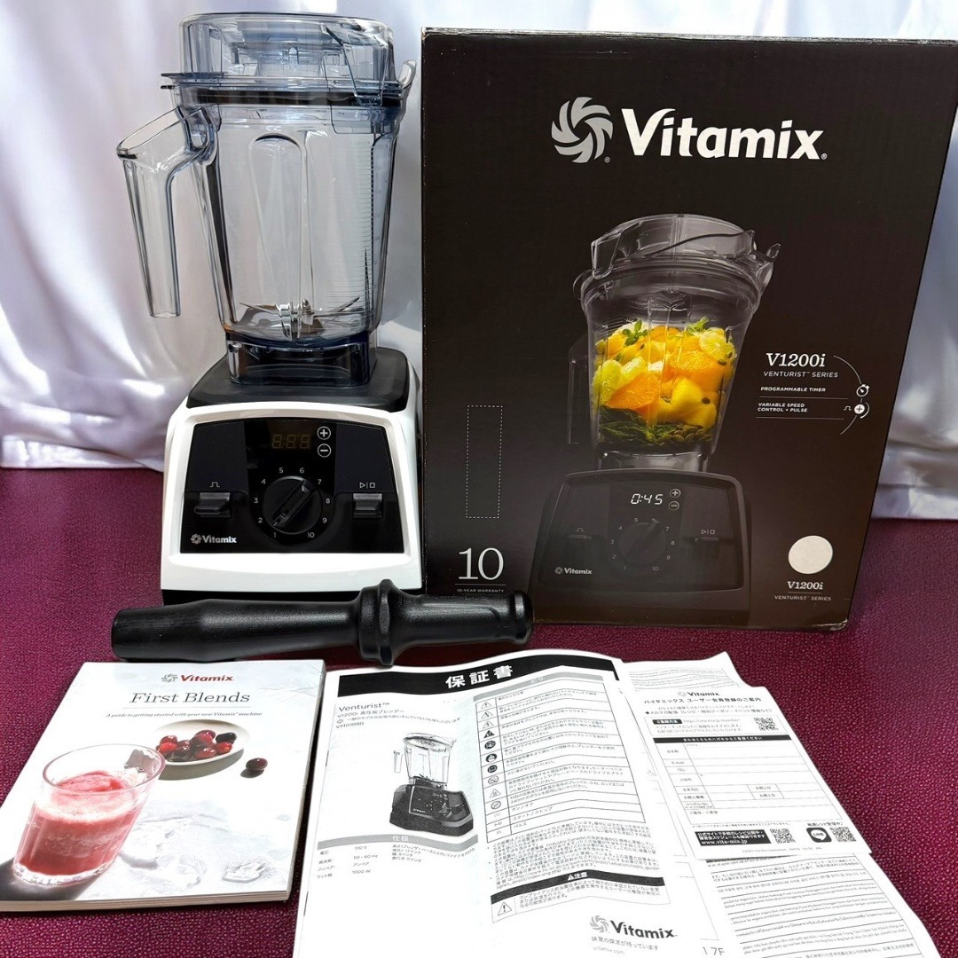 Vitamix - ほぼ未使用品 VitaMix V1200i ホワイト ブレンダー 2L