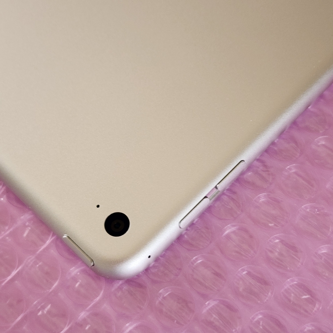 iPad - 美品 iPad mini 4 バッテリー大変良好 Wi-Fiモデル シルバーの
