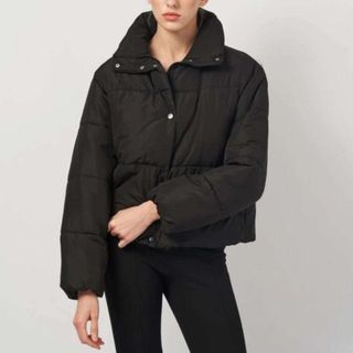 ZARA - ザラ ダウンジャケット ファー フード付 無地 アウター 黒