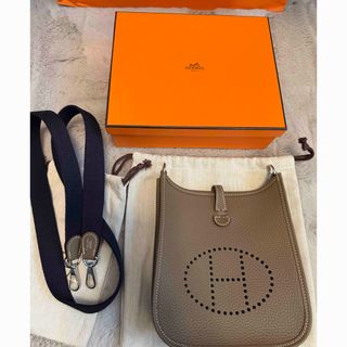 HERMES - 美品エルメス ツイリー 精巧な馬車VOITURES EXQUISESの通販