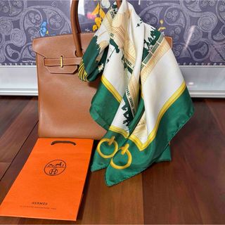 HERMES - 新品・2026SS エルメス カレ90 お気に入りの場所 ブルー