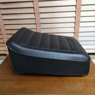 ホンダ - cb250t cb400t ホーク チョビ三段シートの通販 by バブ乗り