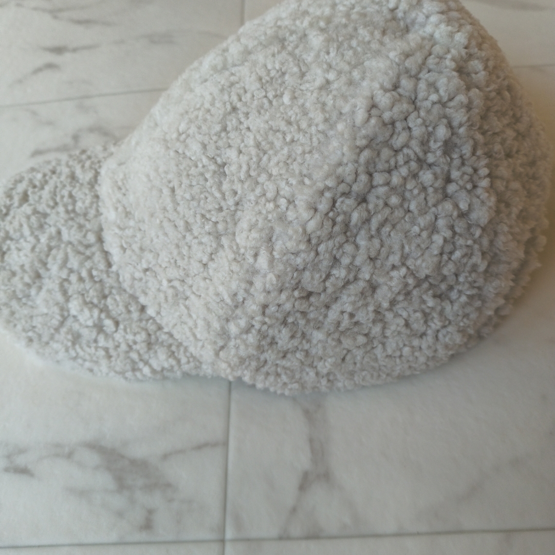 MIU MIU - miu miu エコシアリングキャップ アイボリーSの通販 by まこ