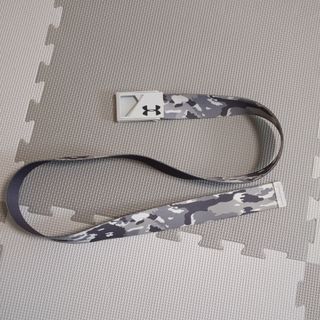 UNDER ARMOUR - UAハングロ“High Light ピンクリボン“MDサイズ 廃番