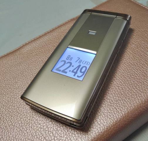 KYF32~au でかんたんケータイの持ち込み新規契約♪auIDの登録も出来る