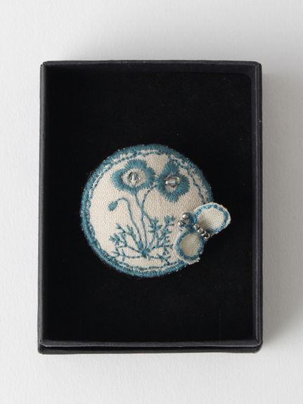 刺繍ブローチ「フラワー」（ブローチ）｜SUPER HAKKA（スーパーハッカ