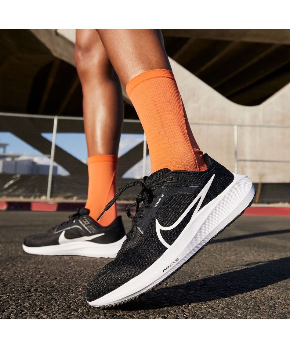 ランニングシューズ ズームペガサス 40 DV3854-001 | スポーツ用品なら