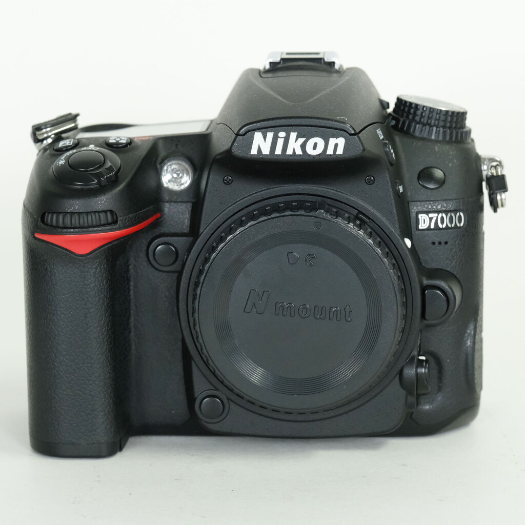 D7000 ボディ 中古価格比較 - 価格.com