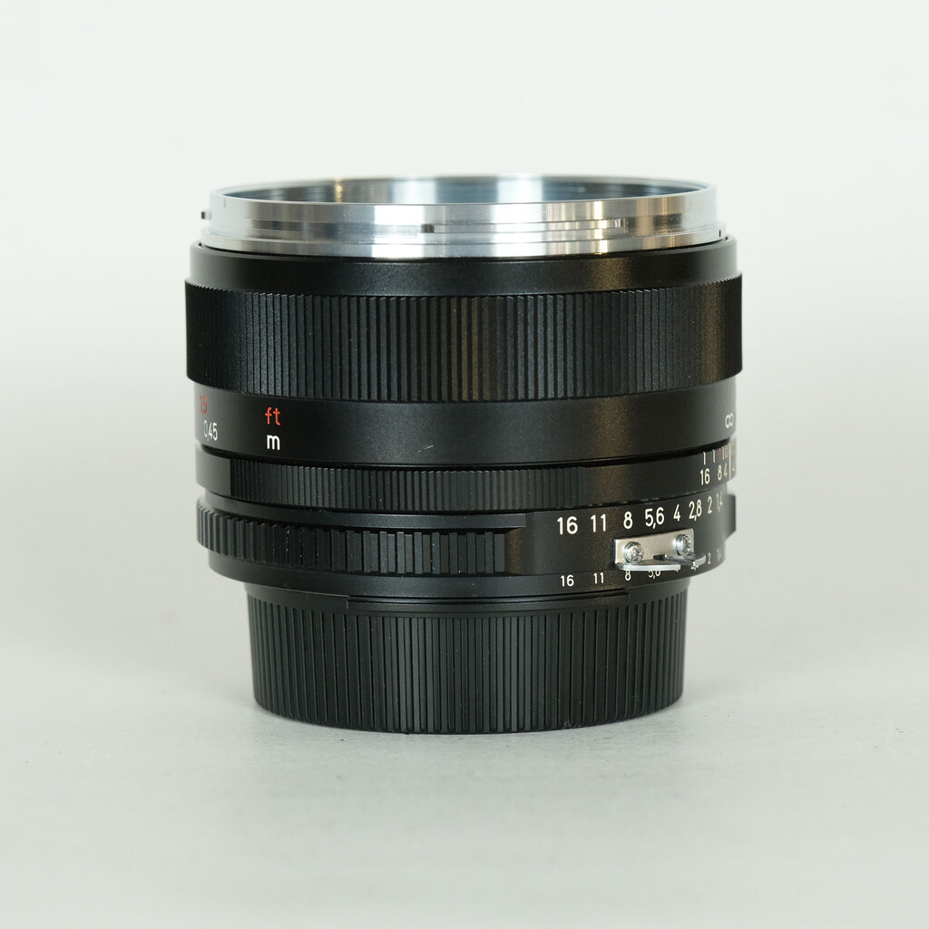 Carl Zeiss Planar T* 50mm F1.4 ZF [ニコンF用]の出品 | ONE SCENE
