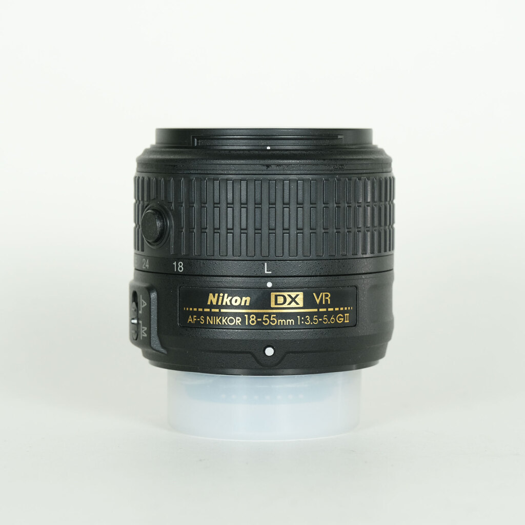 AF-S DX NIKKOR 18-55mm f/3.5-5.6G VR II 中古価格比較 - 価格.com