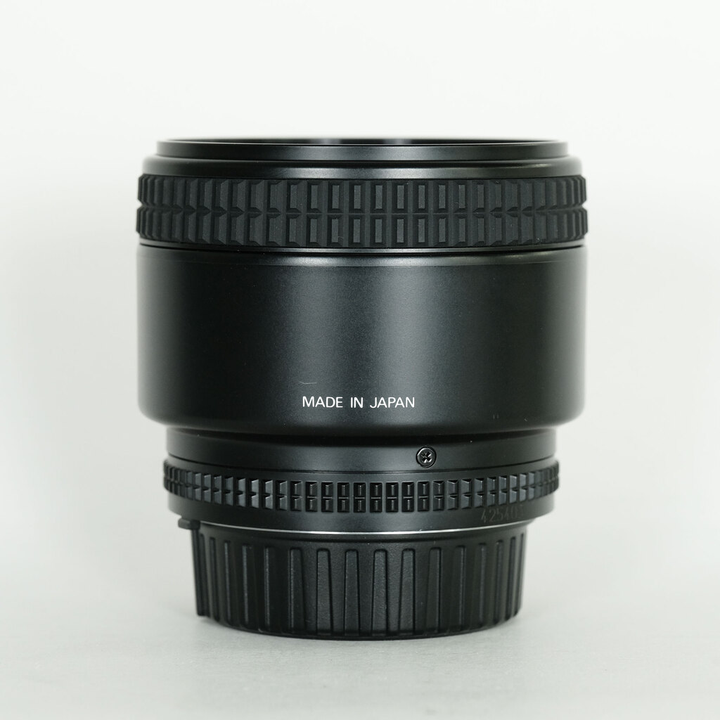Nikon Ai AF Nikkor 85mm f/1.8Dの出品 | ONE SCENE（ワンシーン）