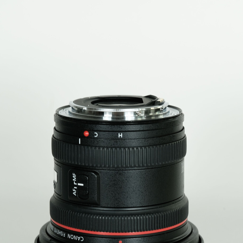 Canon EF8-15mm F4L フィッシュアイ USMの出品 | ONE SCENE（ワンシーン）