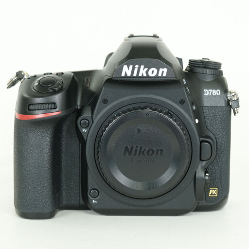 Nikon D780 完全レビュー｜一眼レフ最後の万能モデルを徹底解説 | ONE