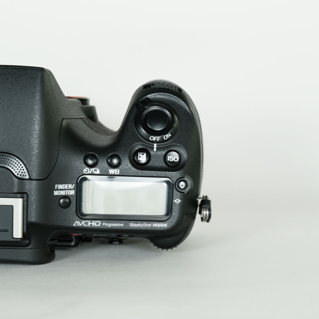 SONY α77IIボディ ILCA-77M2の出品 | ONE SCENE（ワンシーン）