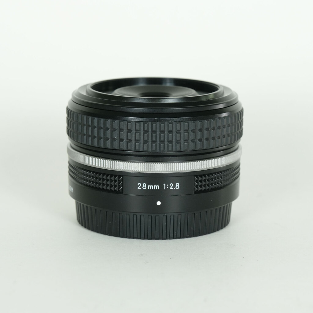 NIKKOR Z 28mm f/2.8 Special Edition 中古価格比較 - 価格.com