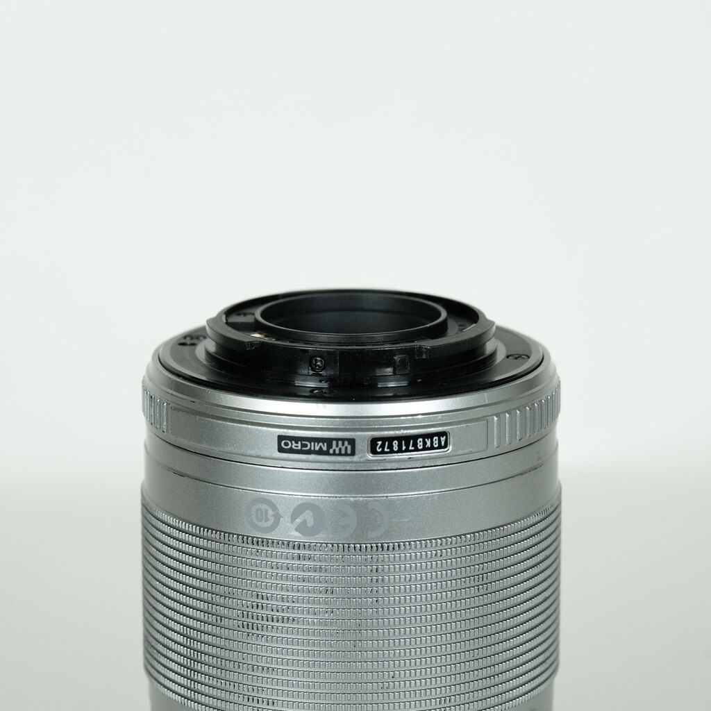 OLYMPUS M.ZUIKO DIGITAL ED 40-150mm F4.0-5.6 Rの出品 | ONE SCENE