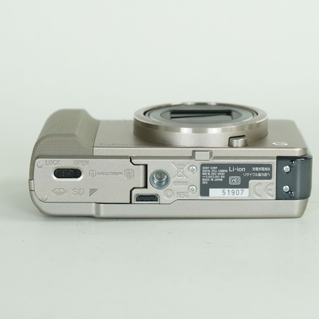 SONY Cyber-shot DSC-HX9V ゴールドの出品 | ONE SCENE（ワンシーン）