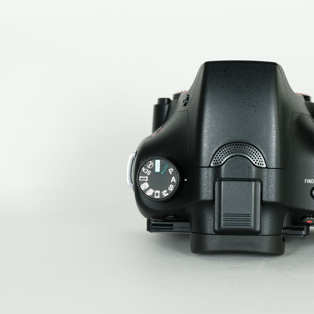 SONY α65の出品 | ONE SCENE（ワンシーン）