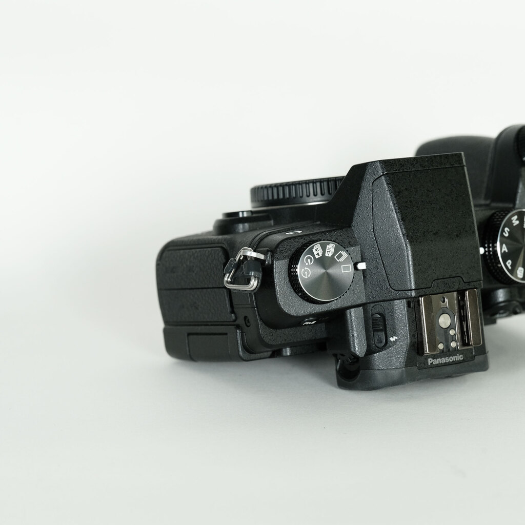 Panasonic LUMIX DMC-G8の出品 | ONE SCENE（ワンシーン）