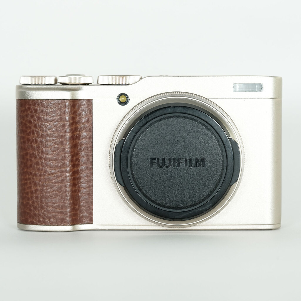 FUJIFILM XF10 シャンパンゴールドの出品 | ONE SCENE（ワンシーン）