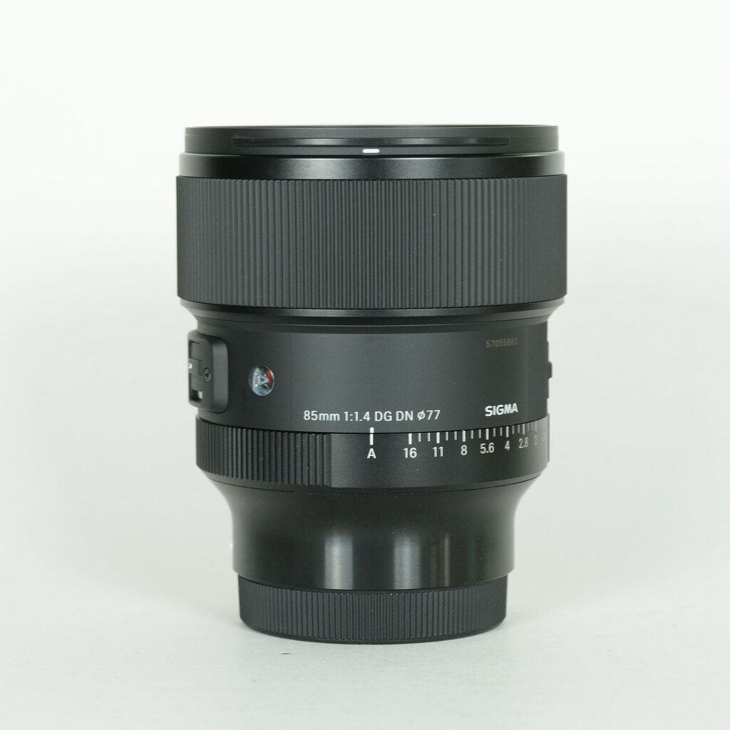 85mm F1.4 DG DN [ソニーE用] 中古価格比較 - 価格.com