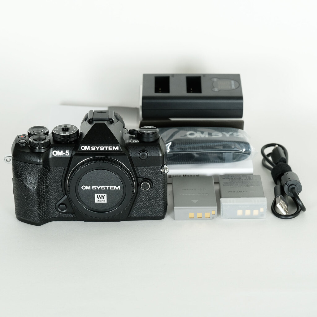 OM SYSTEM OM-5 Mark II ボディ ブラックの出品 | ONE SCENE（ワンシーン）