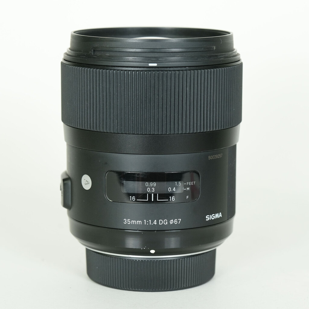 35mm F1.4 DG HSM [ニコン用] 中古価格比較 - 価格.com