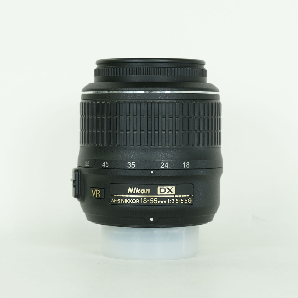 AF-S DX NIKKOR 18-55mm f/3.5-5.6G VR II 中古価格比較 - 価格.com