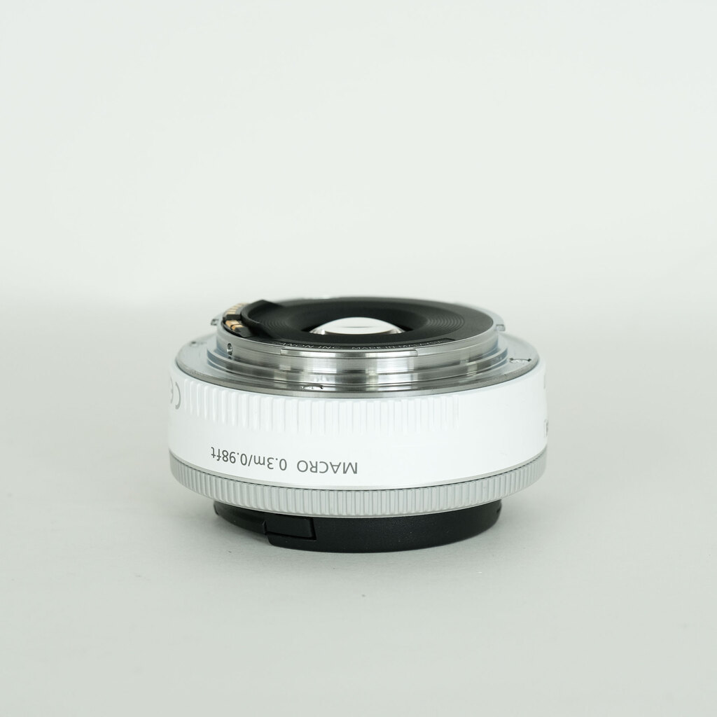 Canon EF40mm F2.8 STM ホワイトの出品 | ONE SCENE（ワンシーン）