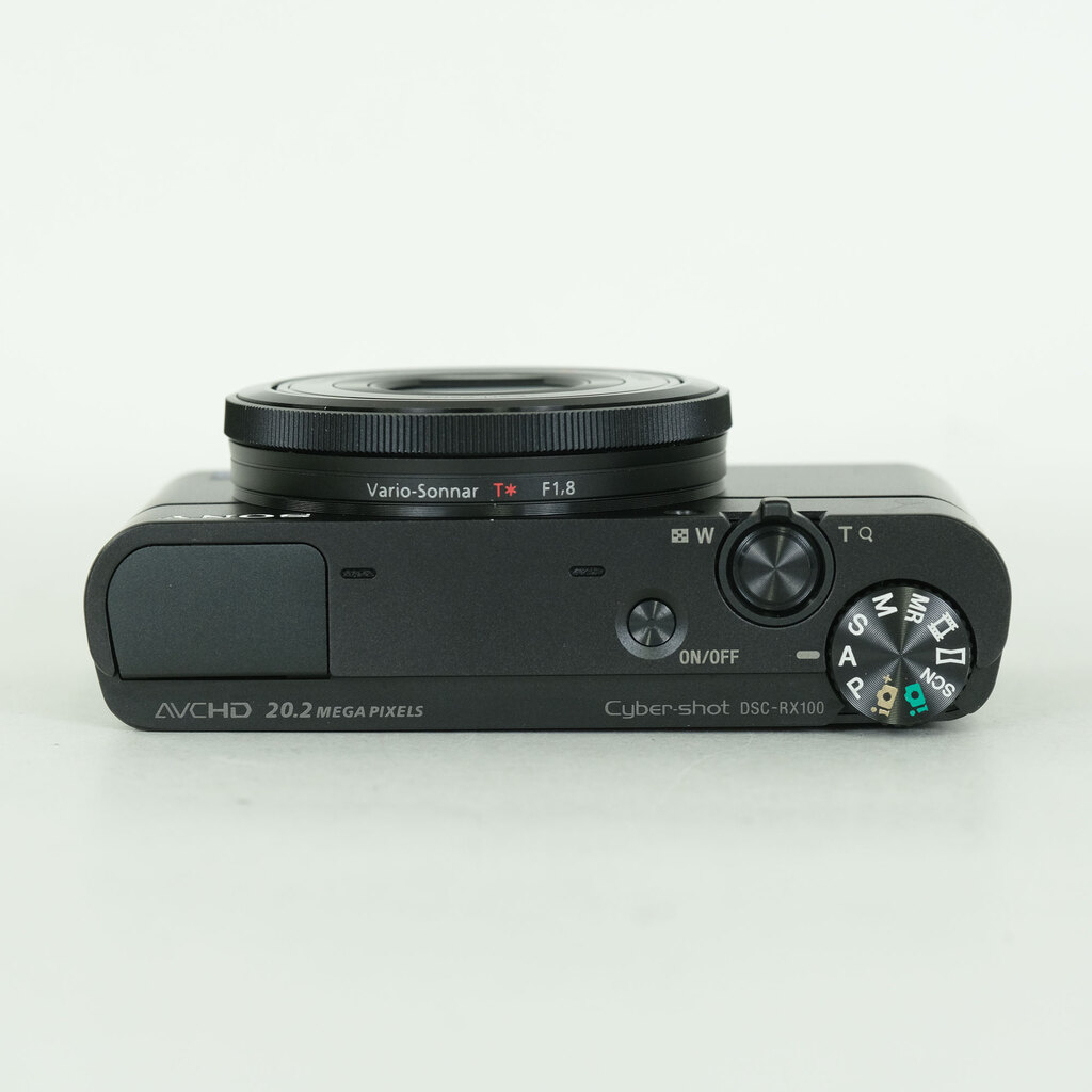 SONY Cyber-shot DSC-RX100の出品 | ONE SCENE（ワンシーン）