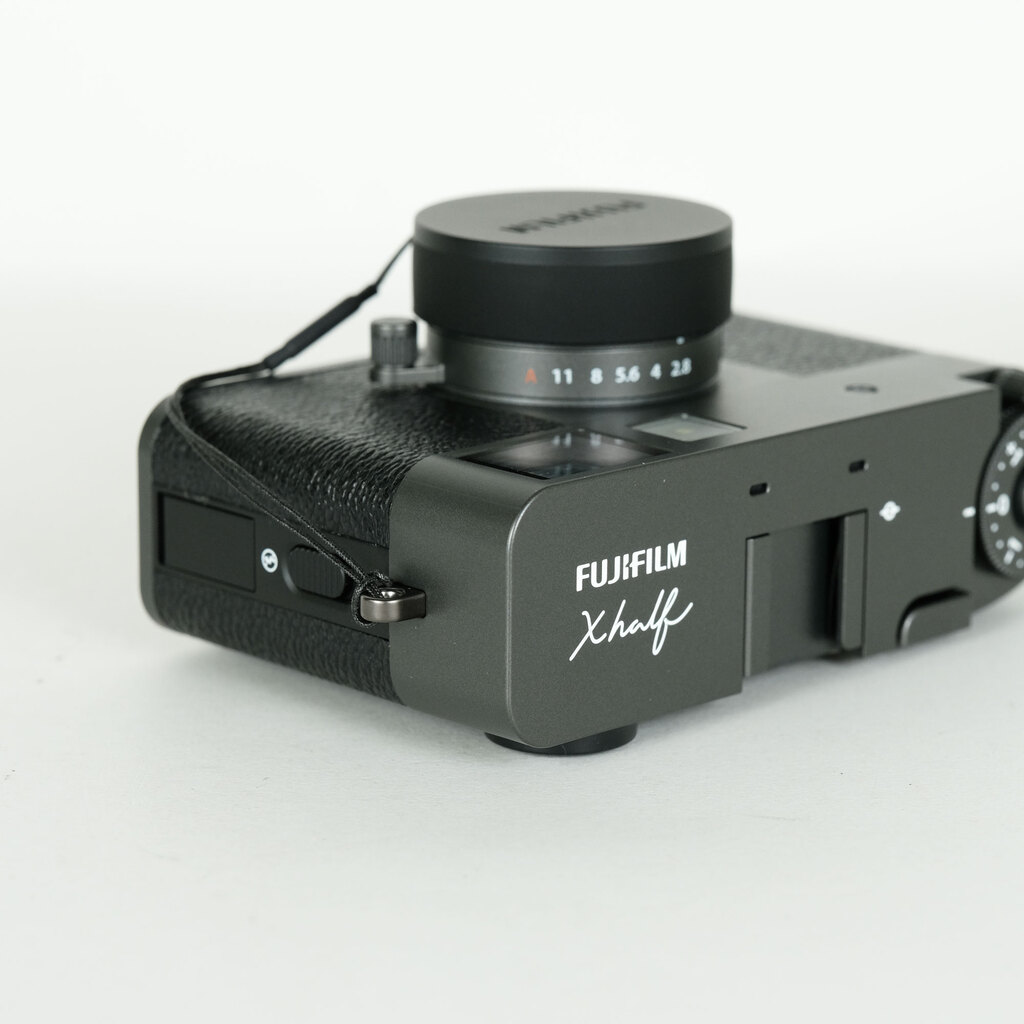 FUJIFILM X half X-HF1の出品 | ONE SCENE（ワンシーン）