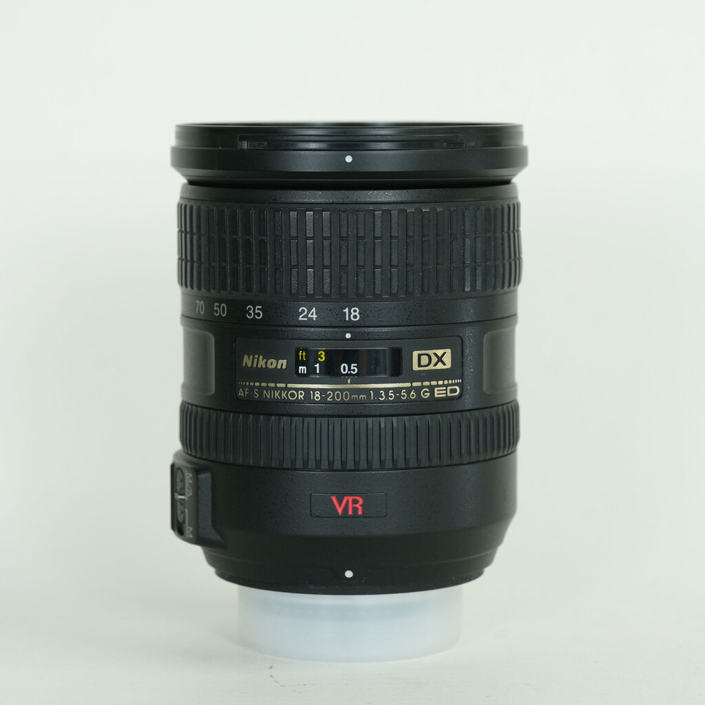 AF-S DX VR Zoom-Nikkor 18-200mm f/3.5-5.6G IF-ED 中古価格比較