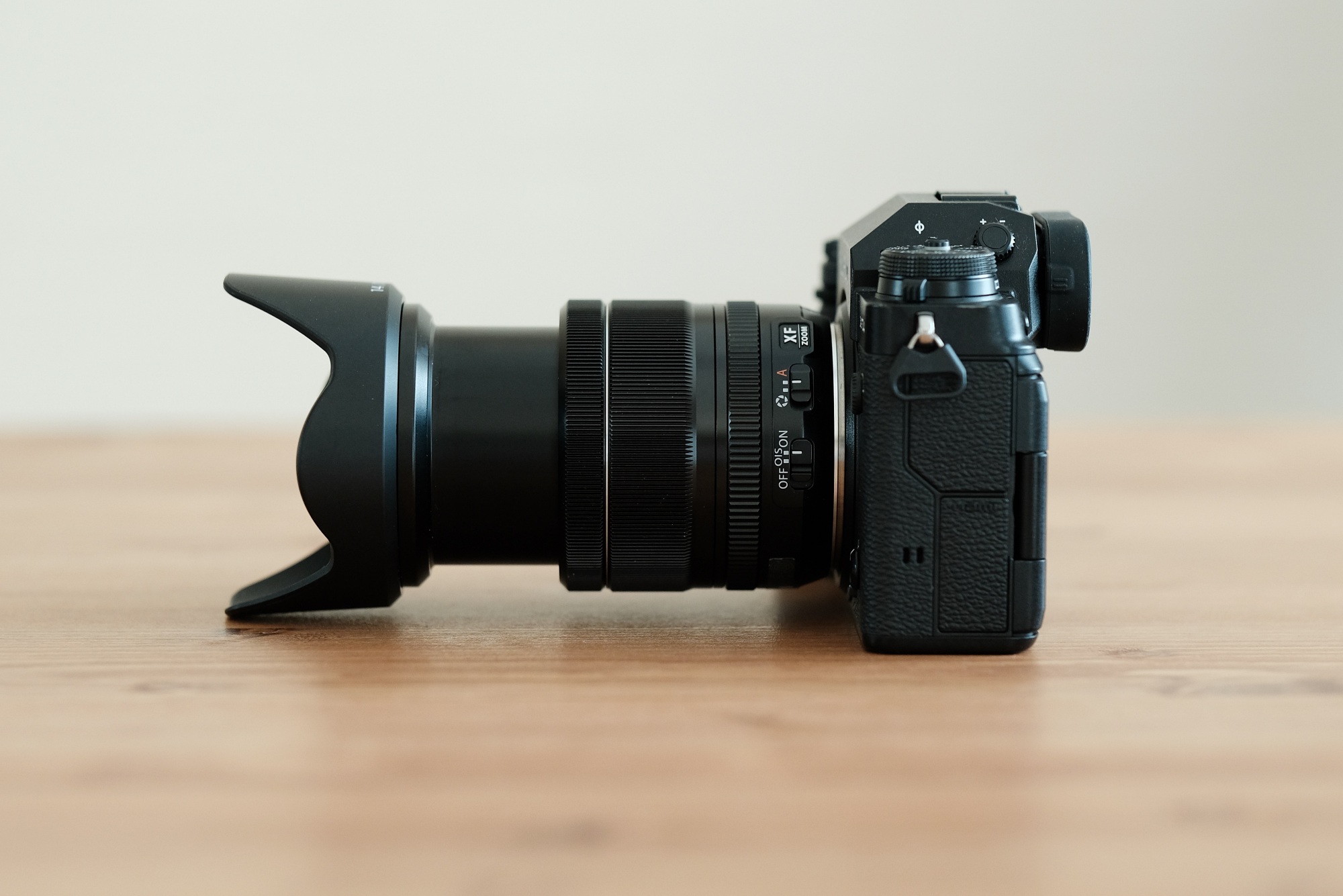 FUJIFILM XF18-55mmF2.8-4 R LM OISを徹底解説。愛用者レビュー・作例